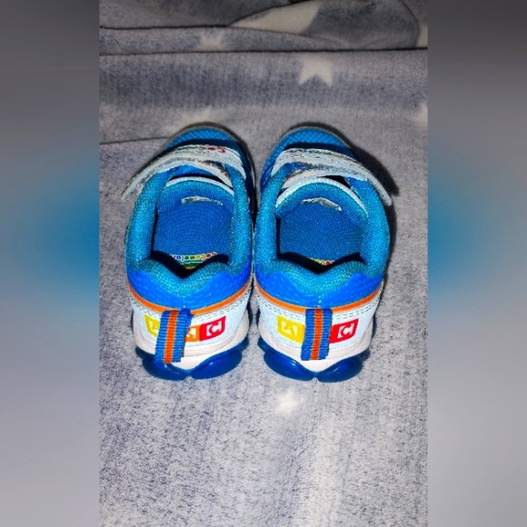 Toddler Sneakers - Picture 4 of 4